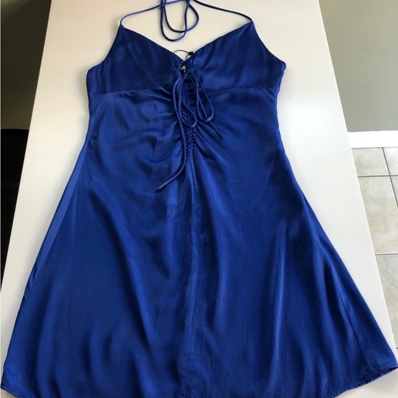 Zara Vibrant Blue Garment - Picture 1 of 11